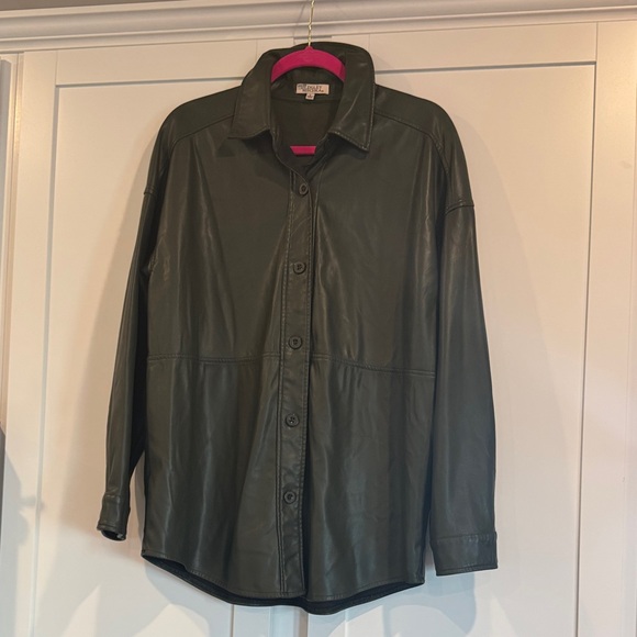 Badgley Mischka Tops - Badgley Mischka Gigi Oversized Olive Vegan Leather Button-Up Shirt Jacket M
